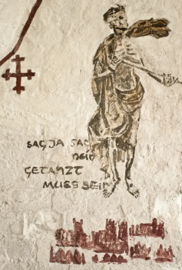 Malerei zum Totentanz von Lothar Malskat an einer Wand